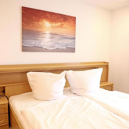 Das Geraeumige 2-Zimmer-Appartement Westerland Kültér fotó
